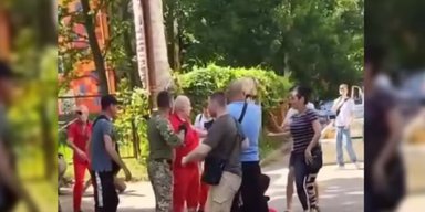 "Обещали бронь — получили повестку": Одесские медики прокомментировали инцидент с ТЦК