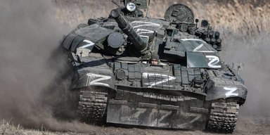 Есть ли у РФ резерв танков и БТР для отправки в Украину: какие запасы на полигонах, — OSINTер