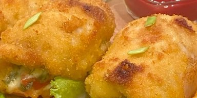 Куриные рулеты: рецепт вкуснейшего блюда с нежным вкусом и сочной начинкой