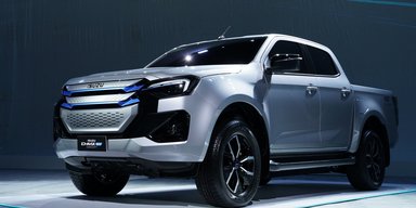 Японський виробник готує недорогий електричний пікап: перші деталі та фото