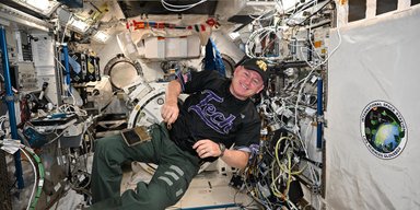 Астронавт, который почти год просидел в космосе, срочно уволился из NASA