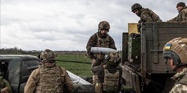 Новый боеприпас в Украине: ВСУ уничтожили опорный пункт РФ точным попаданием (видео)