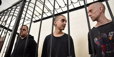Трех иностранцев, морских пехотинцев ВСУ, к смертной казни приговорила Россия, — адвокат