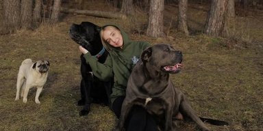 У блогерки Олени Мандзюк померла собака: її могли отруїти (фото)
