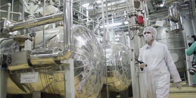 Іран і Росія підписали "атомну" угоду на $25 млрд: деталі домовленості