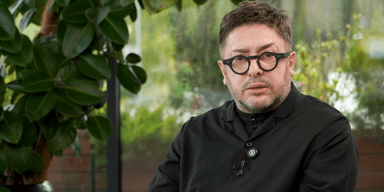 "Я не жалею": Суханов о выезде за границу, поддержке Темляка и интервью с Ротару (видео)