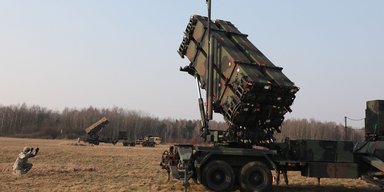 Запаси по Patriot вичерпані: Німеччина шукатиме їх по всьому світу для України, — МЗС ФРН