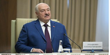 Лукашенко призвал Зеленского не торпедировать мирные переговоры: угрожал "потерей страны"