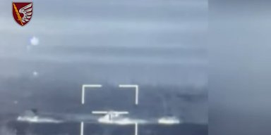 ВС РФ бросили на штурм 79 ОДШБр сразу 19 единиц бронированной техники: ВСУ показали бой (видео)