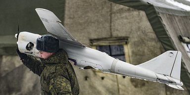 РФ получает электронику для дронов-убийц "Орлан" в обход санкций США: расследование