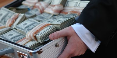 От ₴1000 до $127 миллионов: расследователи установили, какие нардепы и фракции самые богатые
