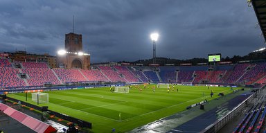 Судья остановил матч "Шахтер" — "Болонья" в Юношеской Лиге УЕФА из-за ливня (фото)