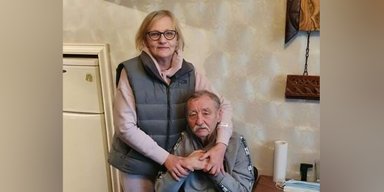 "Ніколи їм не пробачу": 82-річний композитор Ігор Поклад і його дружина постраждали від атаки ЗС РФ