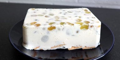 Торт без выпечки из печенья и фруктов: рецепт вкусного десерта