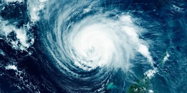 Даже самые мощные ураганы никогда не пересекают экватор: их удерживает невидимая сила