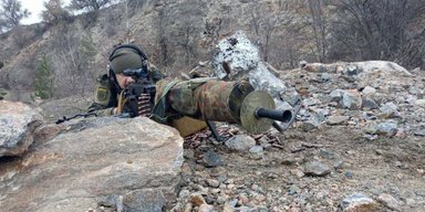 Потеряла управление: под Киевом бойцы НГУ сбили ракету со стрелкового оружия, — МВД (фото)