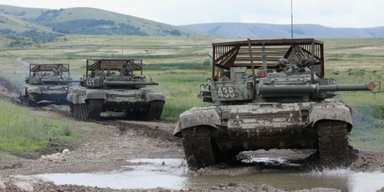 "Ваня на капоте" или средство от БПЛА: поляки высмеяли новый метод ВС РФ борьбы с дронами