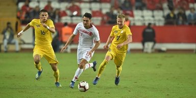 Турецкие миротворцы. Как сборная Украины на хорошей ноте завершила год