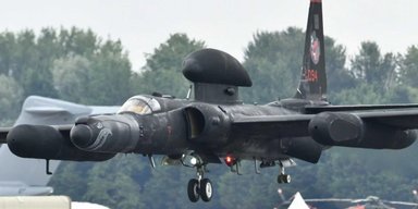 Політ "Срібного Дракона": ВПС США показали надсекретний літак U-2 Dragon Lady (відео)