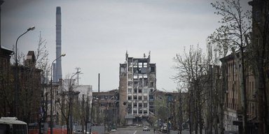 "Там сплошная боль": жители Мариуполя прокомментировали фильм о родном городе (видео)
