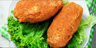 Секрет чудового смаку: рецепт соковитих курячих котлет по-царськи
