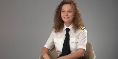 Українська пілотеса Boieng-737 розповіла про роботу: які є міфи авіації та турбулентності (відео)