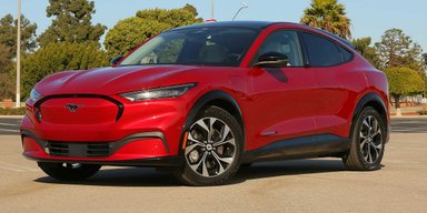 На український ринок виходить електричний Ford Mustang: характеристики та ціна (фото)