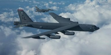 Почему ВВС США не строят новые бомбардировщики В-52, которым уже 70 лет?