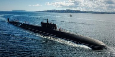 Російський флот поповнився двома атомними субмаринами "Александр ІІІ" та "Красноярск"