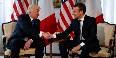 Секрет рукопожатия Трампа: как жест мира стал политической дуэлью