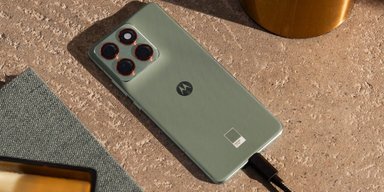 Motorola представить "вбивцю" флагманів до нового року: 16 ГБ ОЗП і дуже швидка зарядка