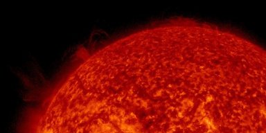 У 40 разів більший за Землю. Потік плазми із Сонця вдарив по Меркурію: що сталося далі (фото)