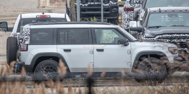 Альтернатива Wrangler: електричний позашляховик Jeep вперше помітили на дорогах (фото)