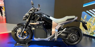 Первый электромотоцикл Honda показали на публике (фото)