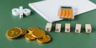 Закон про підвищення податків: як 125 мільярдів гривень різко перетворилися на 40 мільярдів