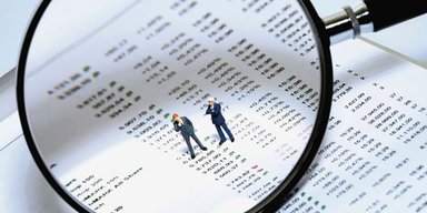 Под колпаком финмониторинга. Зачем власть берет под контроль денежные переводы украинцев