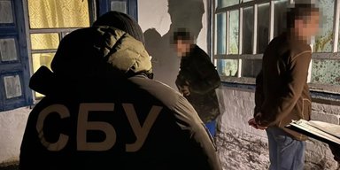 Не хотіли гасити вигаданий борг: банда готувалась підірвати будинок сім'ї волонтерів (фото)