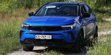 Тест-драйв кросовера Opel Grandland: доступний флагман
