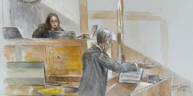 Замах на Трампа: засуджений намагався вдарити себе ручкою у шию після оголошення приговору