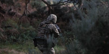 Цілився з автомата: морпіх під Вовчанськом ліквідував росіянина холодною зброєю, — ЗСУ