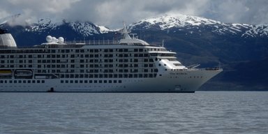 The World: житель самого таинственного лайнера в мире, рассказал, что происходит борту
