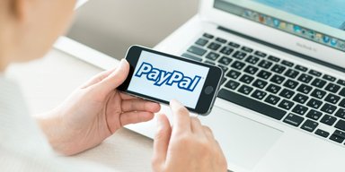 Без доступа в PayPal. Что мешает украинцам легально торговать на мировых маркет-плейсах?