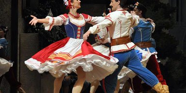Чардаш на паспортах. Как обуздать Венгрию в Украине