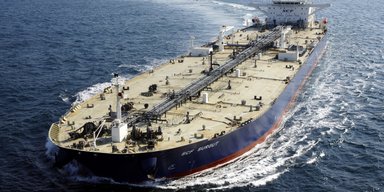 Везут нефть из РФ: когда заработает потолок цен на нефть и почему Мальта, Греция и Кипр против