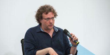Украина балансирует между цинизмом и надеждой, — Питер Померанцев