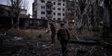 Заставили стоять с триколором: в "Скале" объяснили, попали ли бойцы в плен к РФ в Константиновке