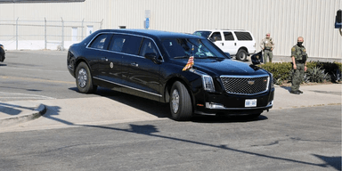 "Звір" Трампа вже помічений у Пекіні: чим унікальний автомобіль президента США (відео)