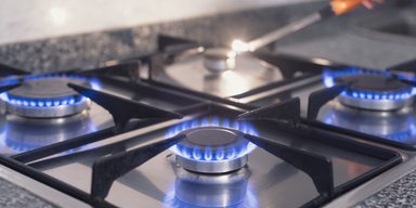 Запахло газом. Кто и зачем лоббирует дополнительную абонплату за газ
