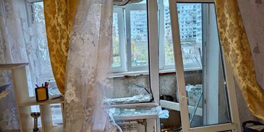 110 безпілотників, ракети та КАБи: РФ здійснила масований удар по Україні, є поранені (фото)