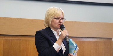 Писательница Ницой поддержала блогера Мандзюк и призвала бить русскоязычных детей (видео)